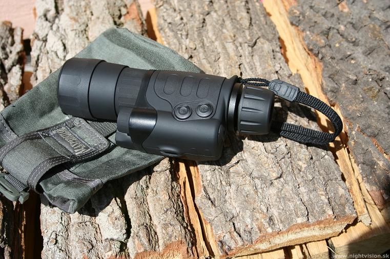фотография монокуляра Yukon NV Exelon 3x50